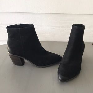 Brand new Vince Camuto booties